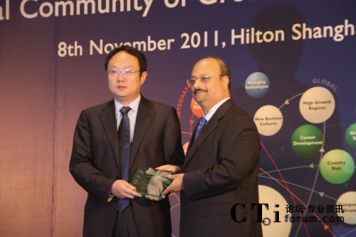 Frost & Sullivan ȫ��CEO�涭�ºϻ���Aroop Zutshi���ң����A���������(w��)�C�l(f��)��ȫ����Ź�������(w��)���L�c��(chu��ng)�ª�(ji��ng)�����n�����A���������(w��)�a(ch��n)Ʒ�����L����<br/>

