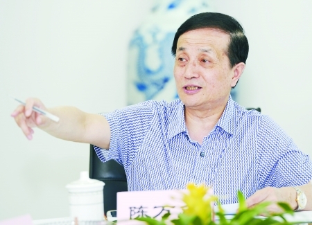 ȫ���˴�������������볣ί��ԭ�����f(xi��)����ϯ��f־